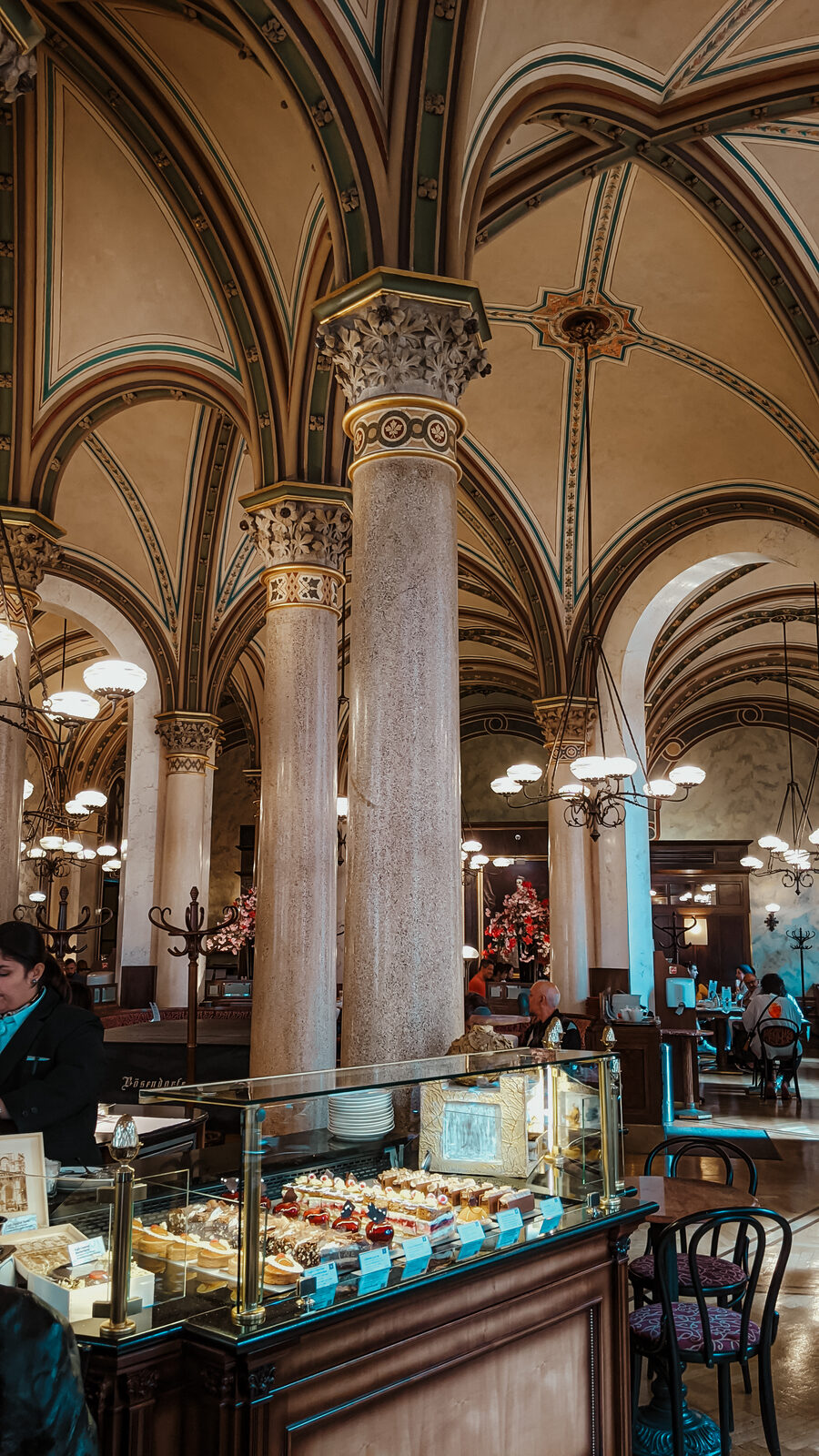 Café Central 2