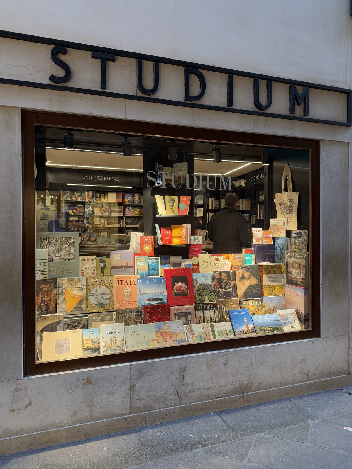 Libreria Studium 1