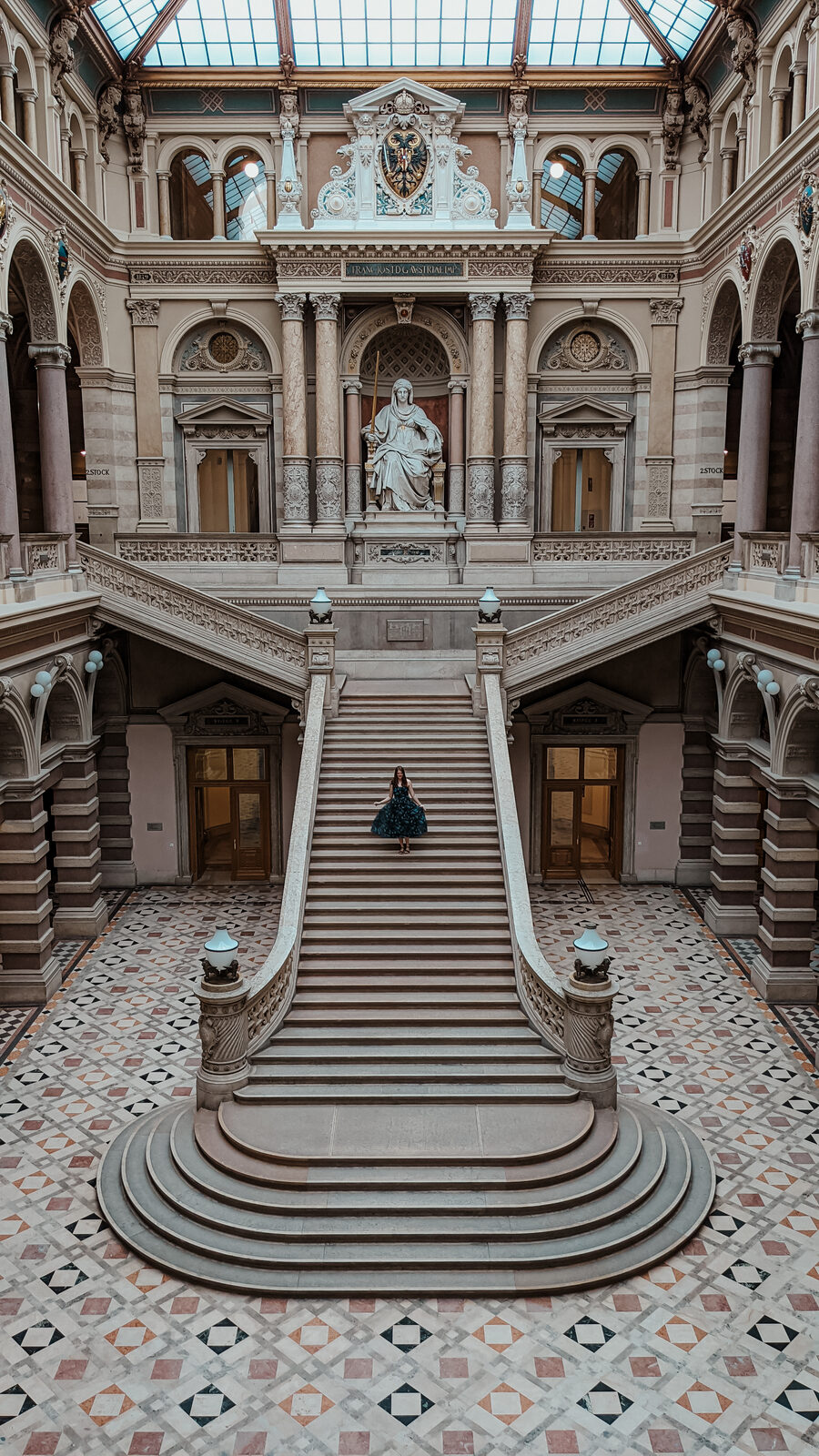 Palace of Justice 1