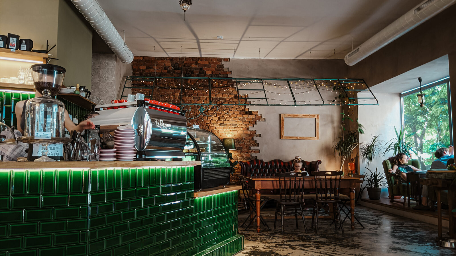 The FLAT cafe 1