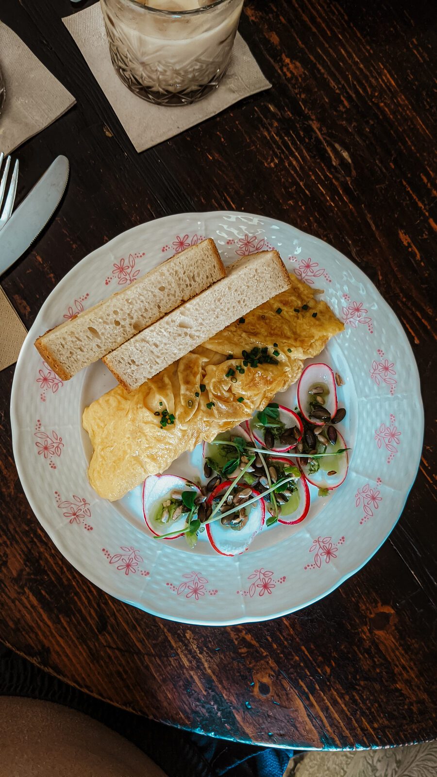 The FLAT cafe 3